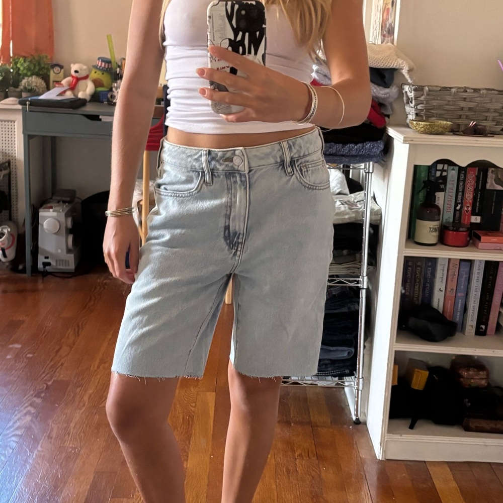PacSun Light Wash Jean Shorts